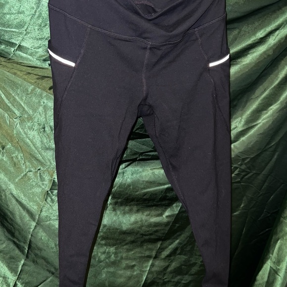 Athleta “Relay Capri” Leggings - Picture 4 of 10